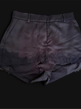 Pushbutton Black Scalloped Lace Trim High-Waist micro Mini Skort
